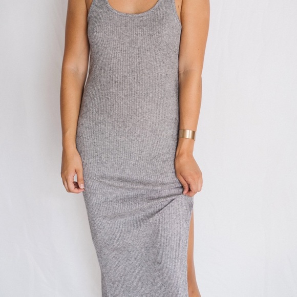 Carly Jean Los Angeles Dresses & Skirts - Carly Jean Los Angeles Holden dress